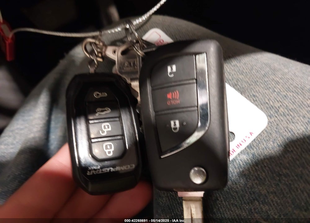 2019 TOYOTA RAV4 VIN: JTMG1RFV5KD502307