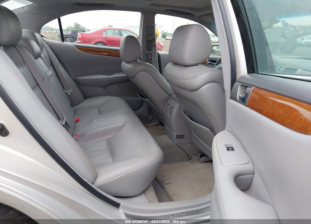 2005 LEXUS ES 330 VIN: JTHBA30G155136618