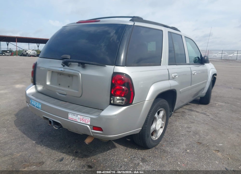 2008 CHEVROLET TRAILBLAZER LT VIN: 1GNDS13S982121440