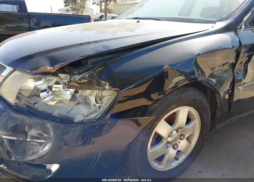 2002 TOYOTA AVALON XL VIN: 4T1BF28B72U243756