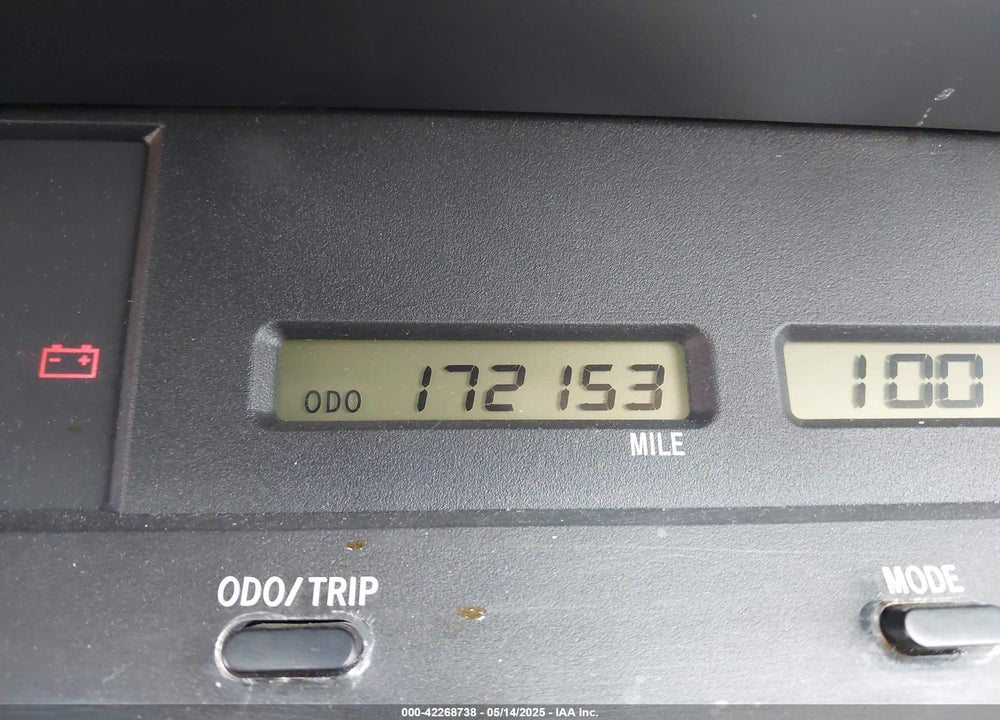 2002 TOYOTA AVALON XL VIN: 4T1BF28B72U243756