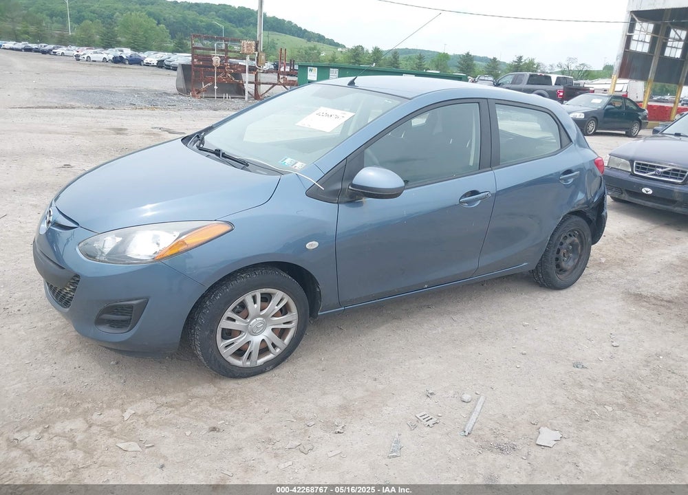 2014 MAZDA 2 SPORT VIN: JM1DE1KZ2E0176480