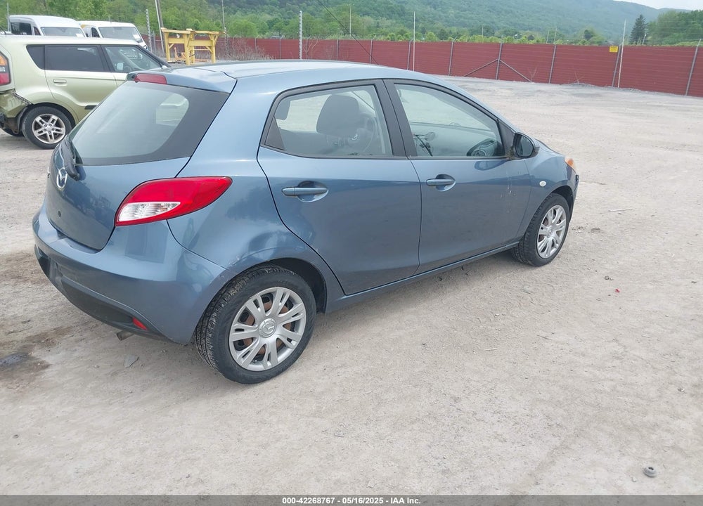 2014 MAZDA 2 SPORT VIN: JM1DE1KZ2E0176480
