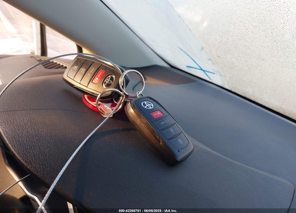 2023 TOYOTA COROLLA VIN: JTDBCMFE4P3024255