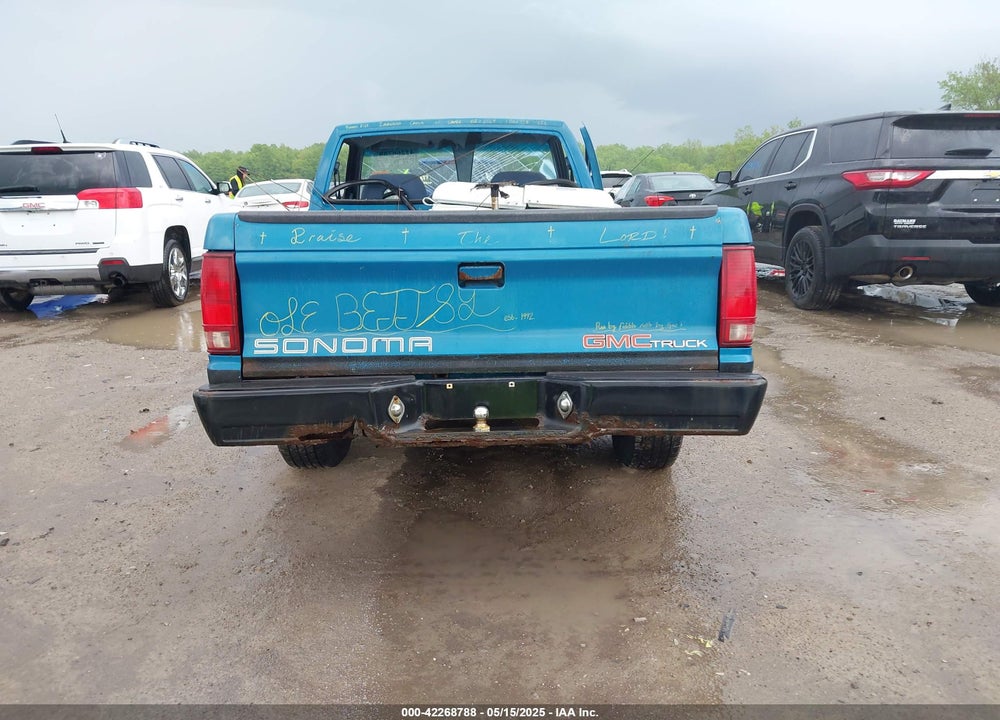 1992 GMC SONOMA VIN: 1GTCS14A9N8529102