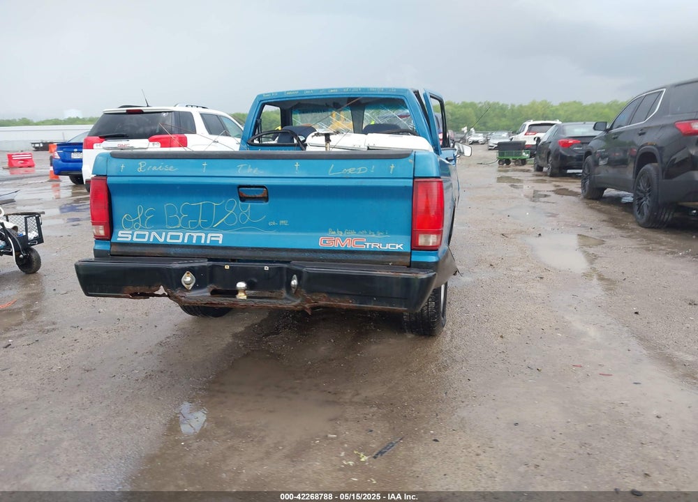 1992 GMC SONOMA VIN: 1GTCS14A9N8529102