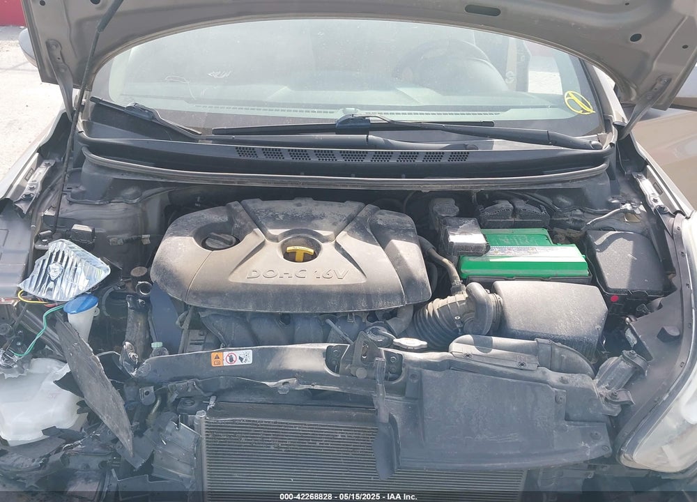 2016 HYUNDAI ELANTRA VIN: 5NPDH4AE8GH776014