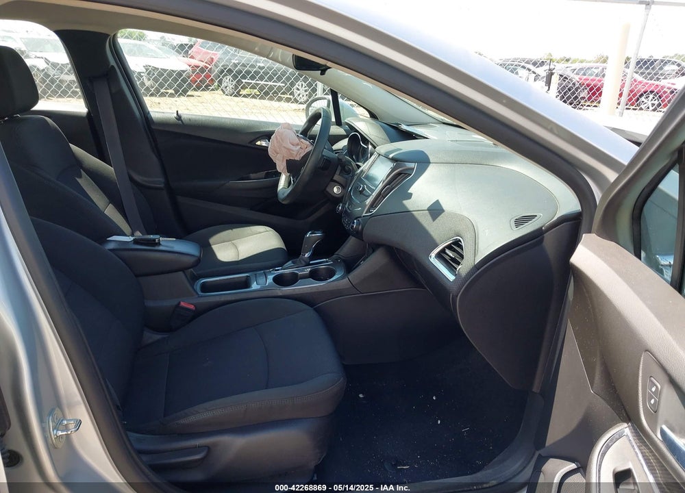 2016 CHEVROLET CRUZE VIN: 1G1BE5SM1G7318338