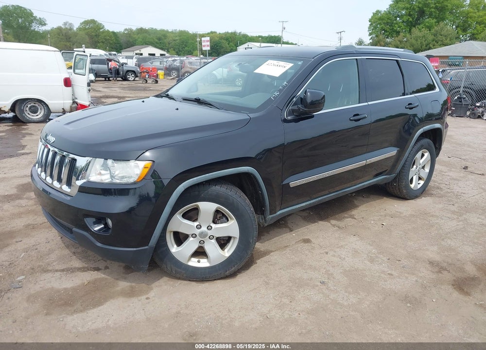 2011 JEEP GRAND CHEROKEE VIN: 1J4RS4GT3BC626582