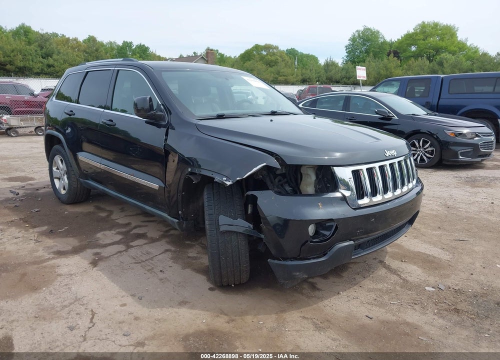 2011 JEEP GRAND CHEROKEE VIN: 1J4RS4GT3BC626582