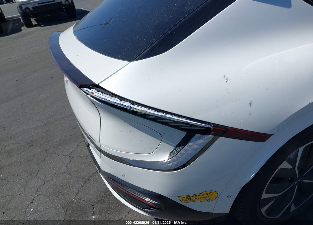 2022 KIA EV6 GT LINE VIN: KNDC44LA5N5040503