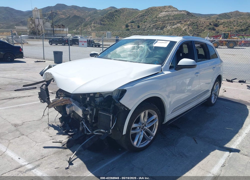 2018 AUDI Q7 VIN: WA1VAAF70JD038684
