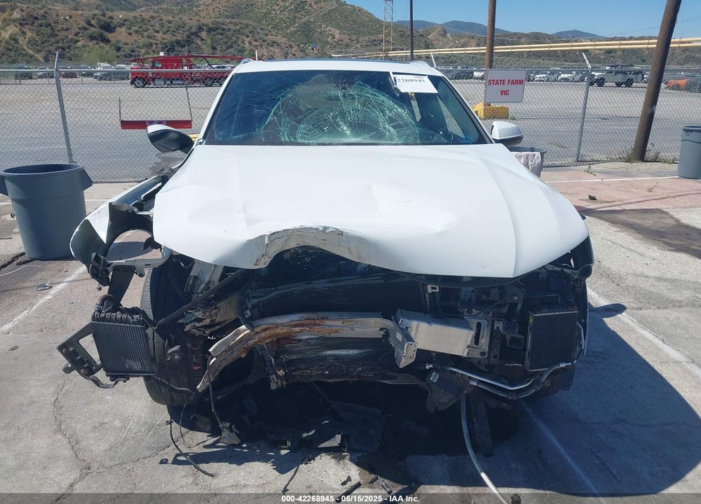 2018 AUDI Q7 VIN: WA1VAAF70JD038684