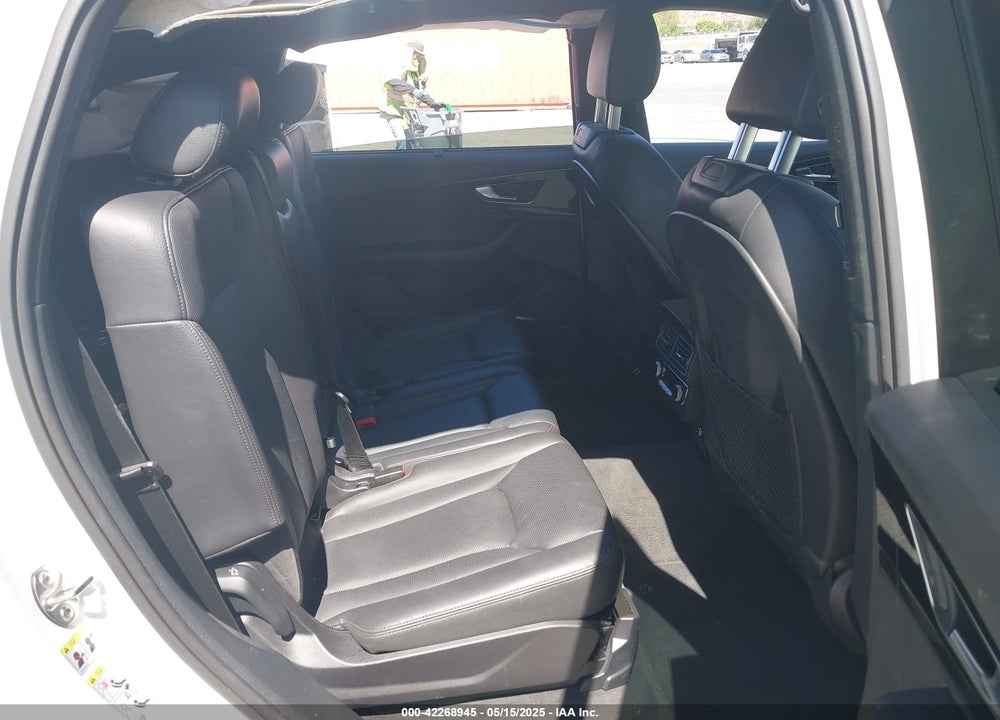 2018 AUDI Q7 VIN: WA1VAAF70JD038684