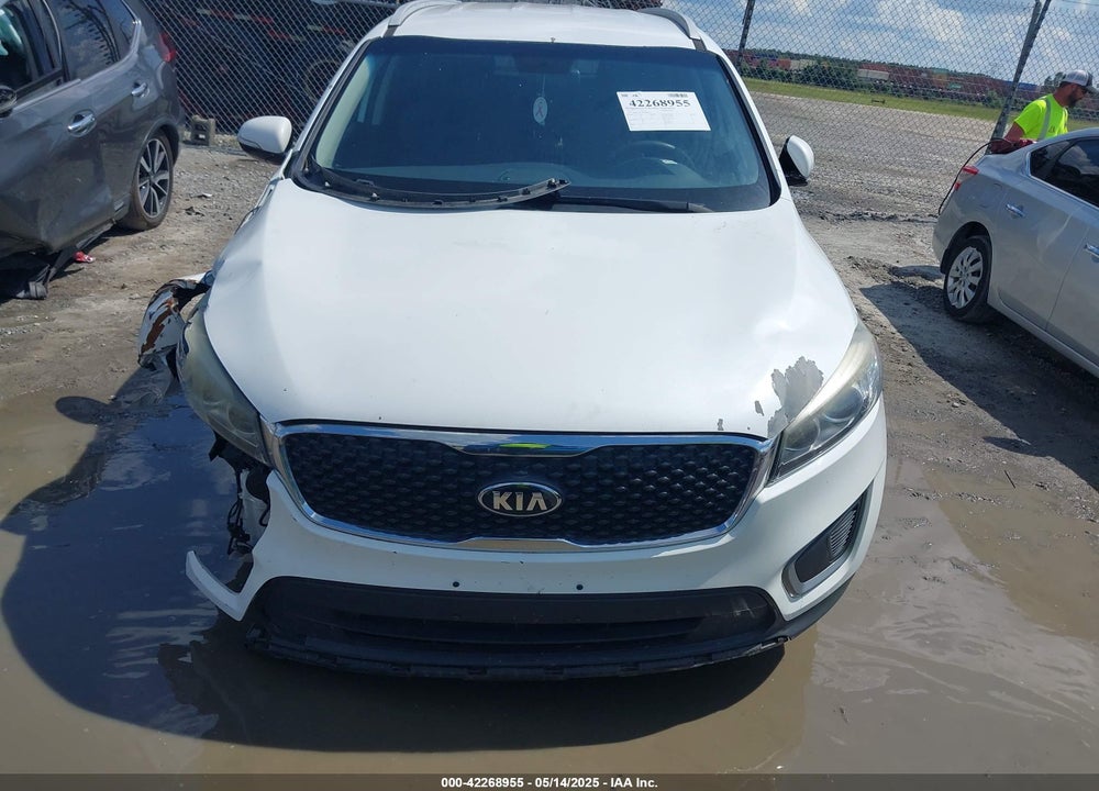 2017 KIA SORENTO 3.3L LX VIN: 5XYPGDA57HG190851