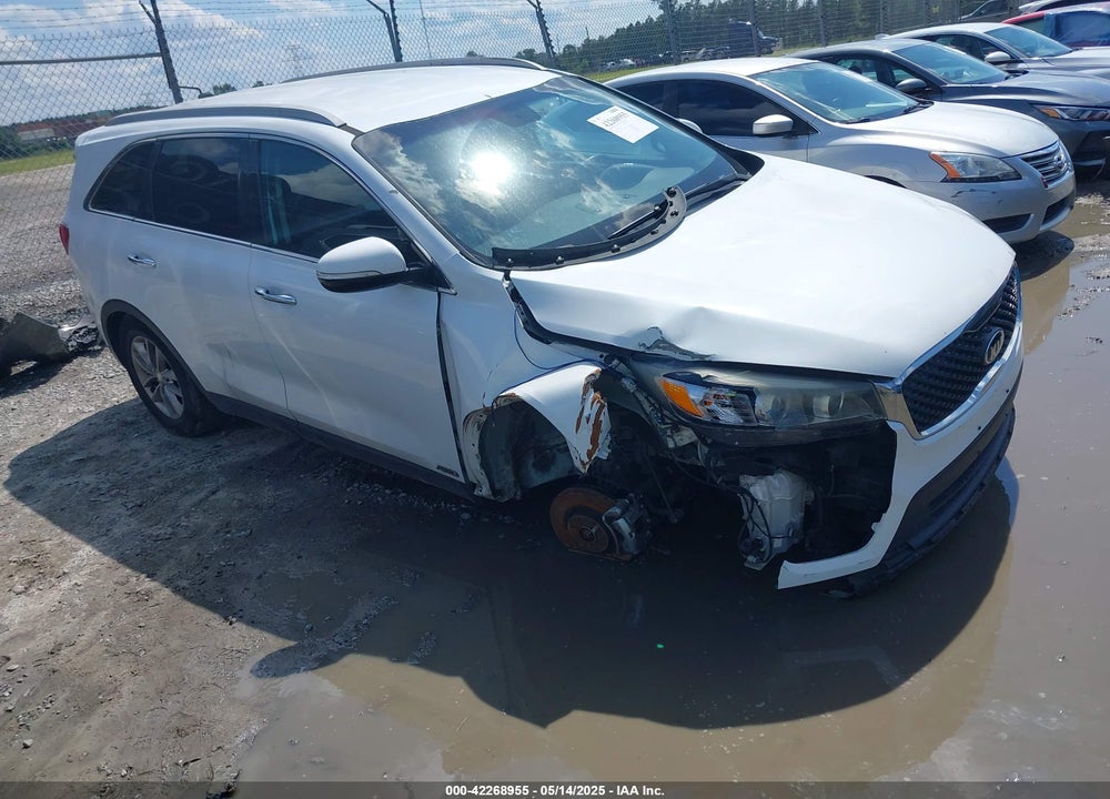 2017 KIA SORENTO 3.3L LX VIN: 5XYPGDA57HG190851