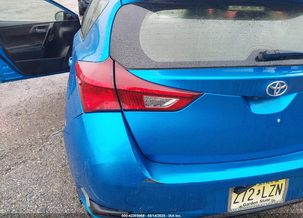 2017 TOYOTA COROLLA IM VIN: JTNKARJEXHJ526674