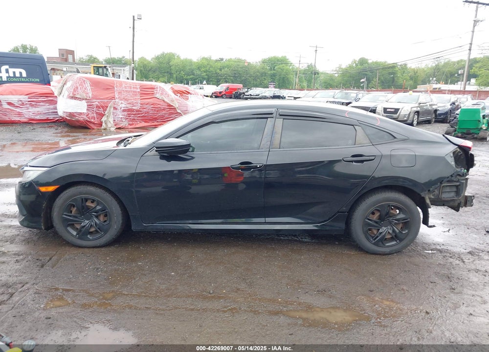 2018 HONDA CIVIC VIN: 2HGFC2F52JH581113