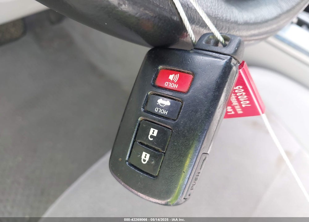 2012 TOYOTA CAMRY HYBRID VIN: 4T1BD1FKXCU021054