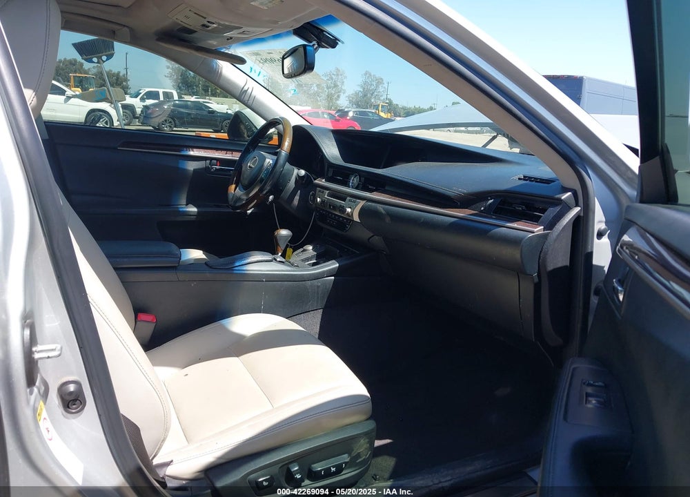2013 LEXUS ES VIN: JTHBK1GG5D2005988