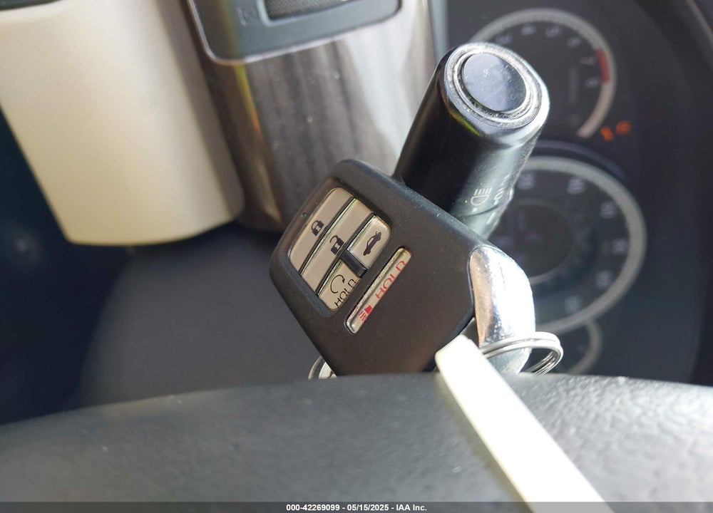2017 HONDA ACCORD EX-L VIN: 1HGCR2F86HA002094