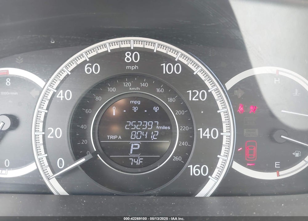 2015 HONDA ACCORD LX VIN: 1HGCR2F33FA079460