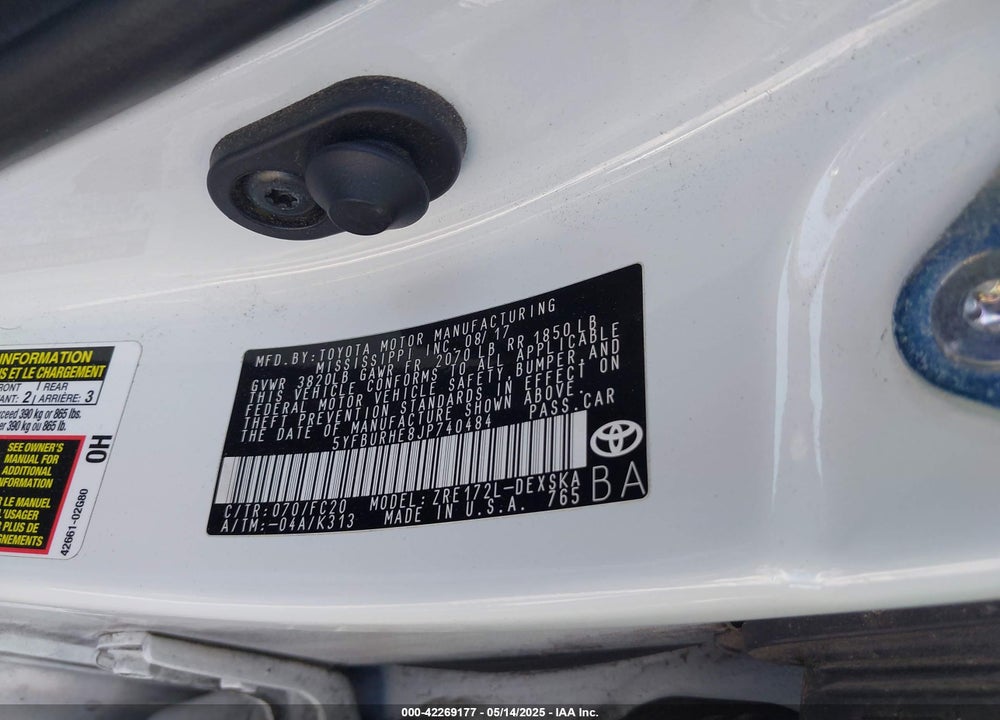 2018 TOYOTA COROLLA VIN: 5YFBURHE8JP740484