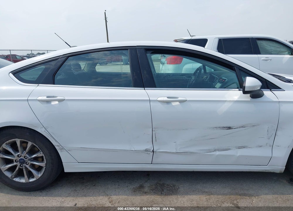 2017 FORD FUSION SE VIN: 3FA6P0HD6HR275435