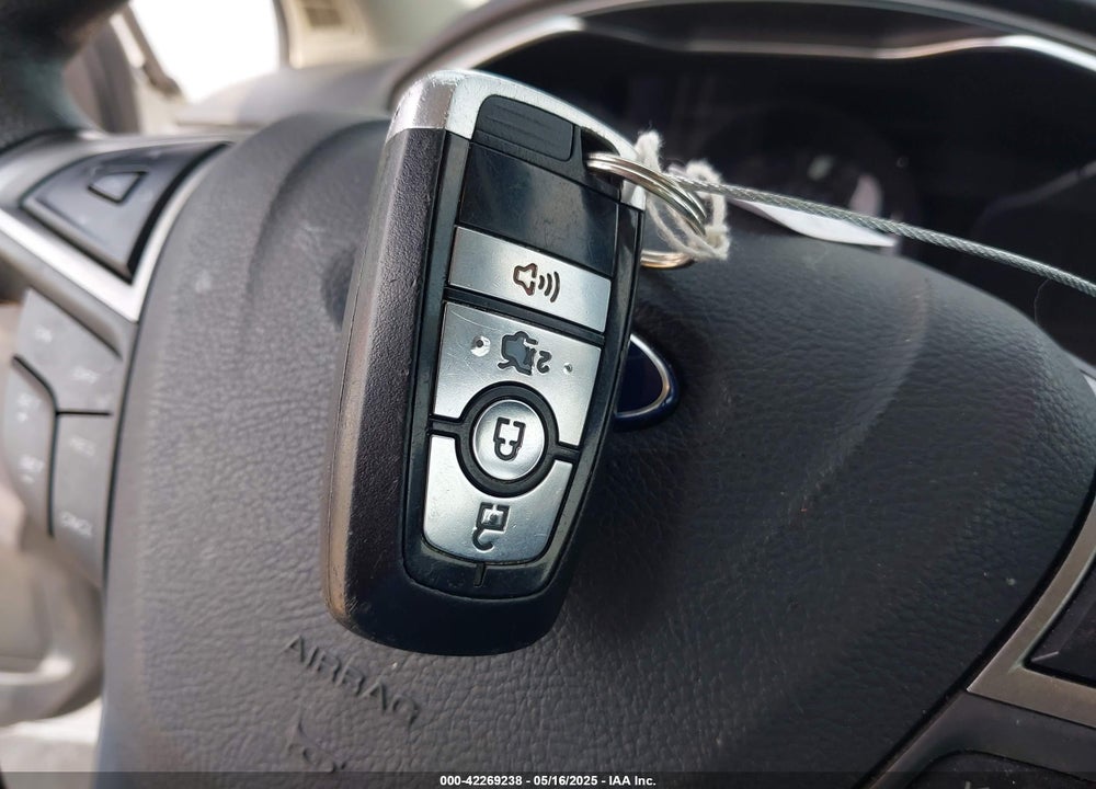 2017 FORD FUSION SE VIN: 3FA6P0HD6HR275435