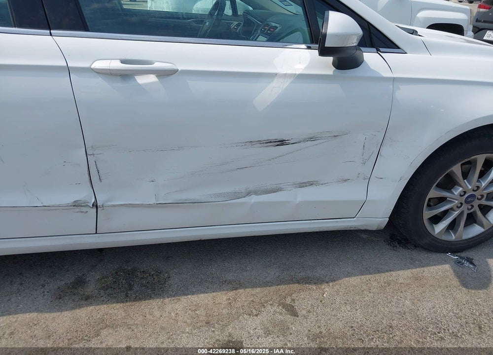 2017 FORD FUSION SE VIN: 3FA6P0HD6HR275435