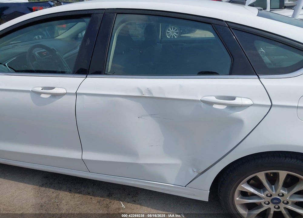 2017 FORD FUSION SE VIN: 3FA6P0HD6HR275435