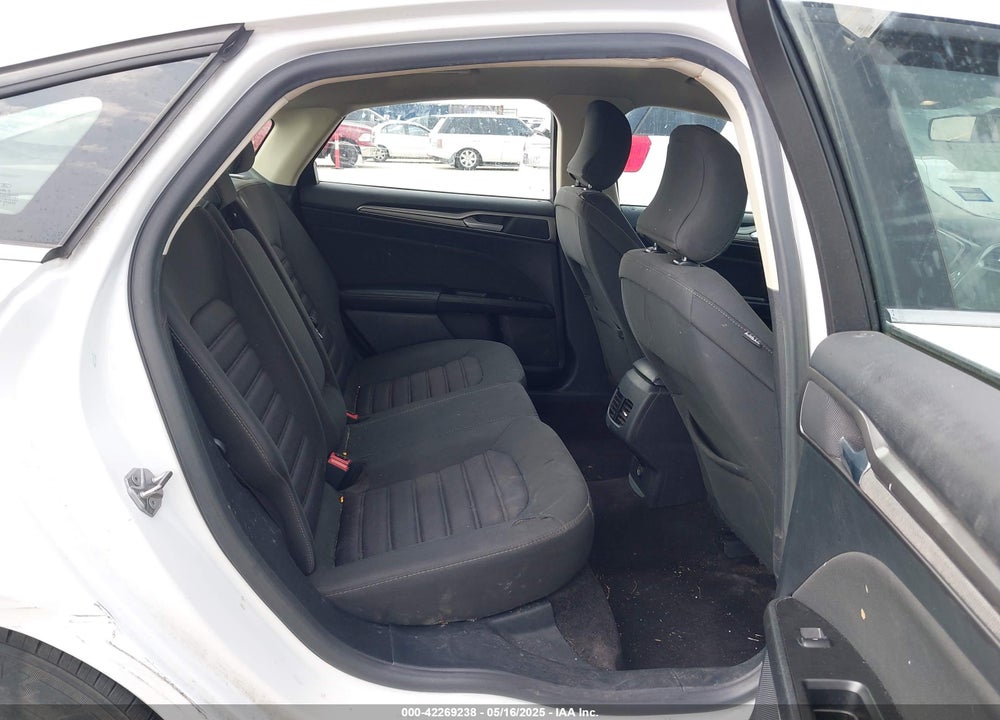 2017 FORD FUSION SE VIN: 3FA6P0HD6HR275435