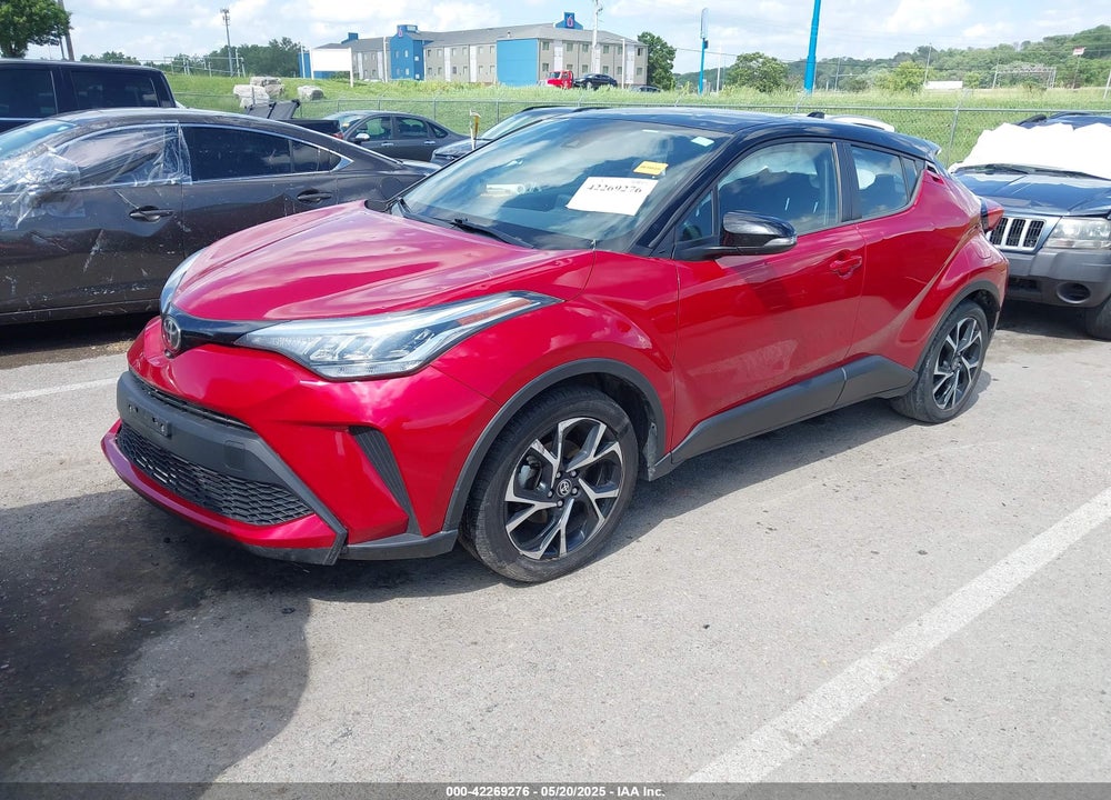 2020 TOYOTA C-HR VIN: NMTKHMBX3LR118420