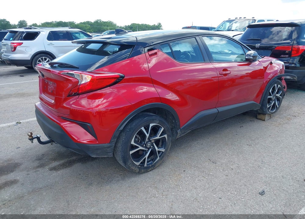 2020 TOYOTA C-HR VIN: NMTKHMBX3LR118420