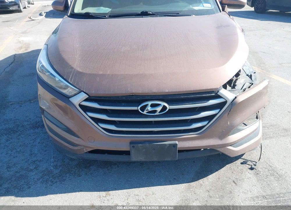 2017 HYUNDAI TUCSON VIN: KM8J33A47HU485803