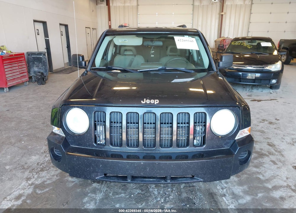 2008 JEEP PATRIOT VIN: 1J8FT28W68D664256