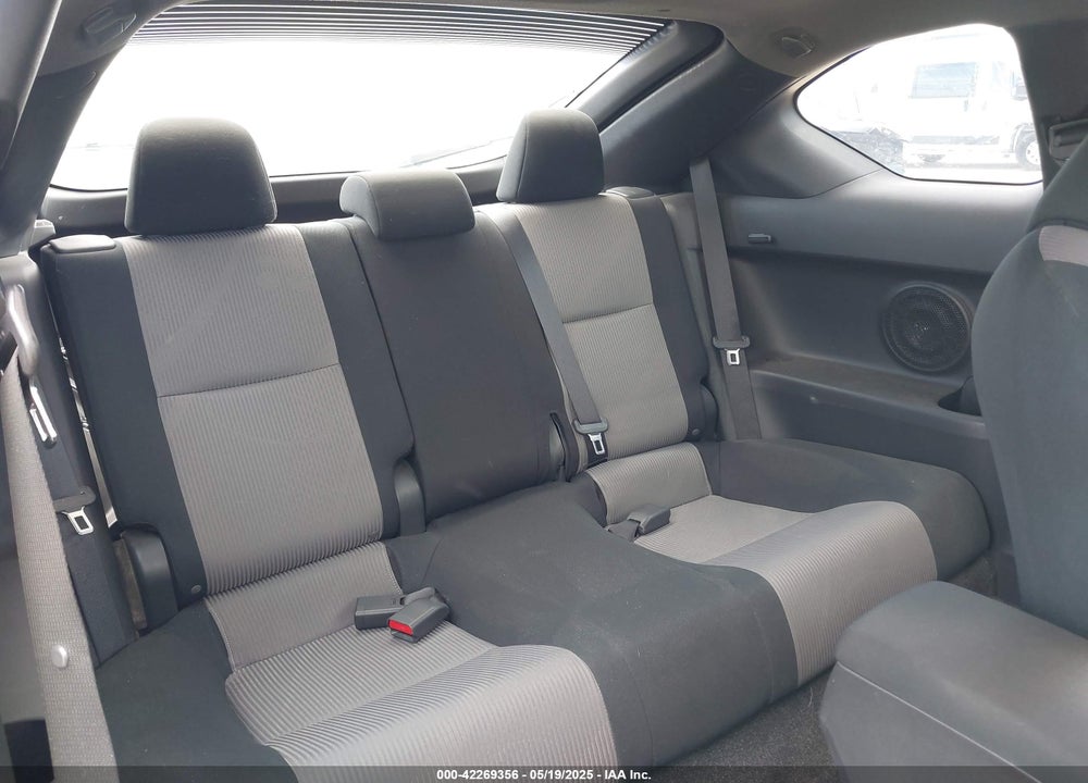2016 SCION TC VIN: JTKJF5C71GJ023504