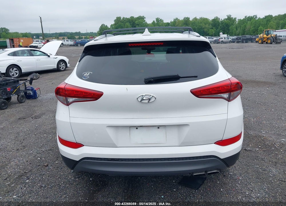 2016 HYUNDAI TUCSON LIMITED VIN: KM8J3CA2XGU161189
