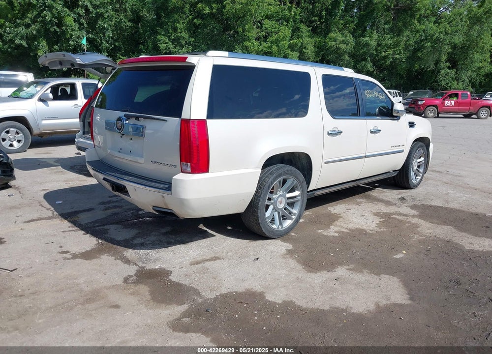 2013 CADILLAC ESCALADE ESV PLATINUM EDITION VIN: 1GYS4KEF2DR153626