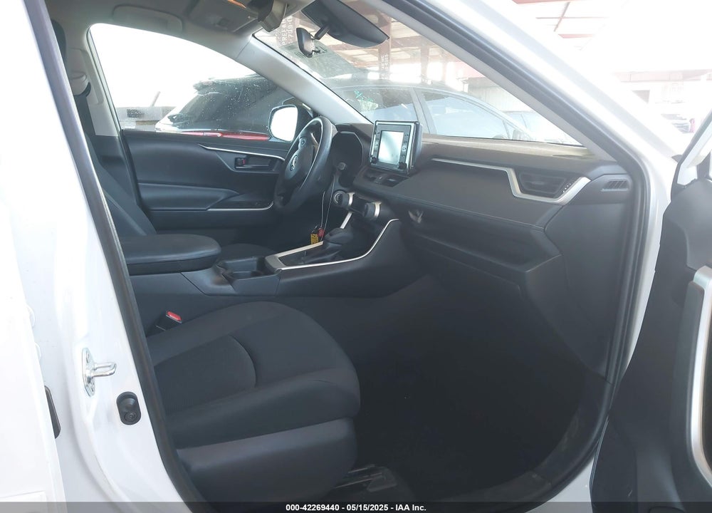 2020 TOYOTA RAV4 LE VIN: 2T3H1RFV6LW067824