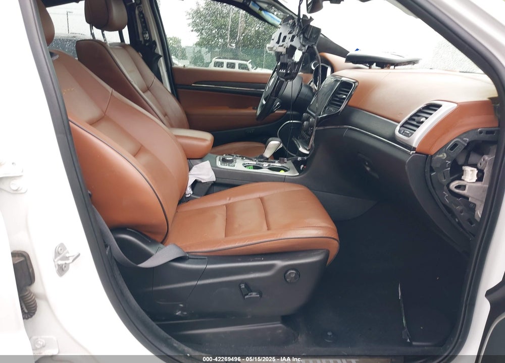 2020 JEEP GRAND CHEROKEE VIN: 1C4RJFJT6LC141240