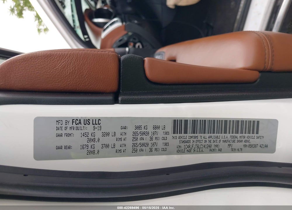 2020 JEEP GRAND CHEROKEE VIN: 1C4RJFJT6LC141240