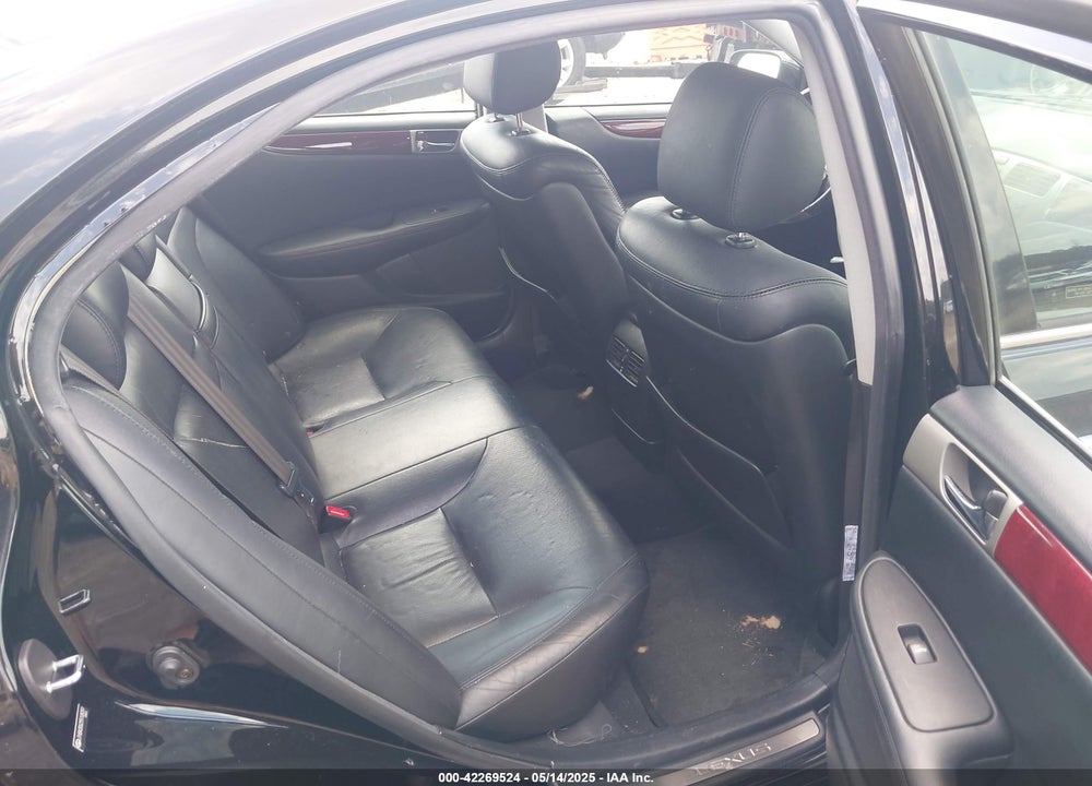 2005 LEXUS ES 330 VIN: JTHBA30G255108391