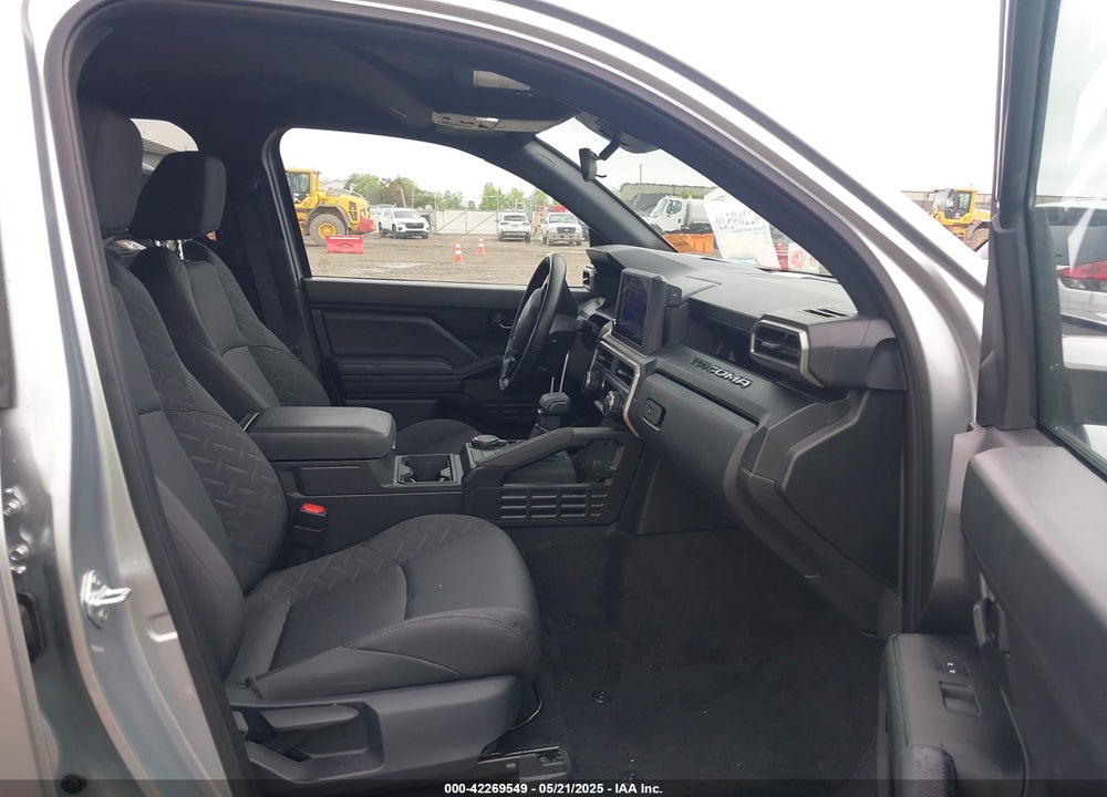 2024 TOYOTA TACOMA VIN: 3TYLD5KNXRT008886
