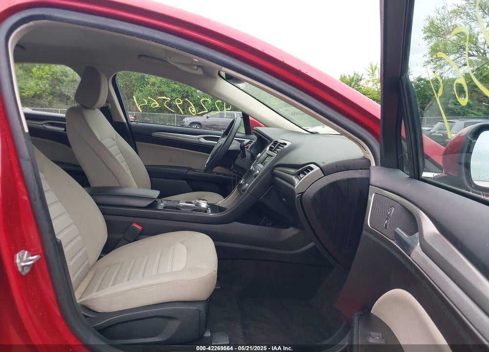 2020 FORD FUSION S VIN: 3FA6P0G77LR110627