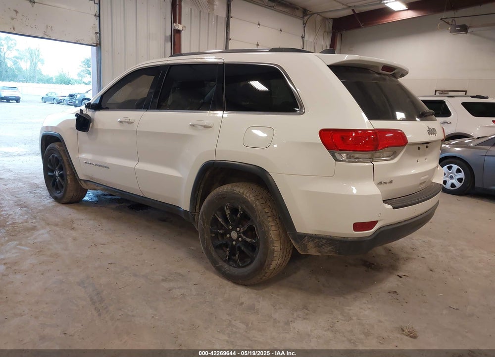 2015 JEEP GRAND CHEROKEE VIN: 1C4RJFAG1FC213355