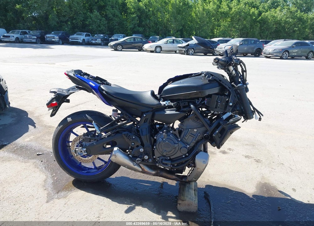 2024 YAMAHA MT07 VIN: JYARM32E1RA009797