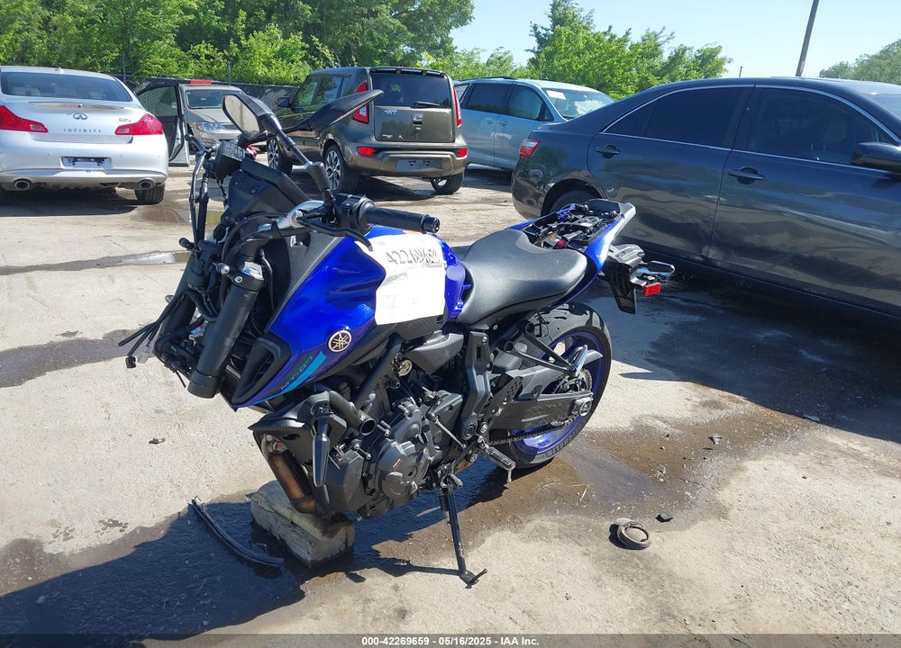 2024 YAMAHA MT07 VIN: JYARM32E1RA009797