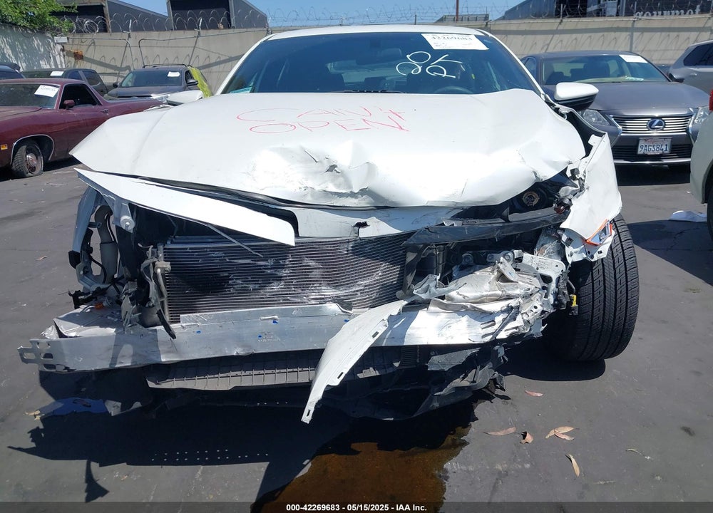 2018 HONDA CIVIC VIN: SHHFK7H22JU427605