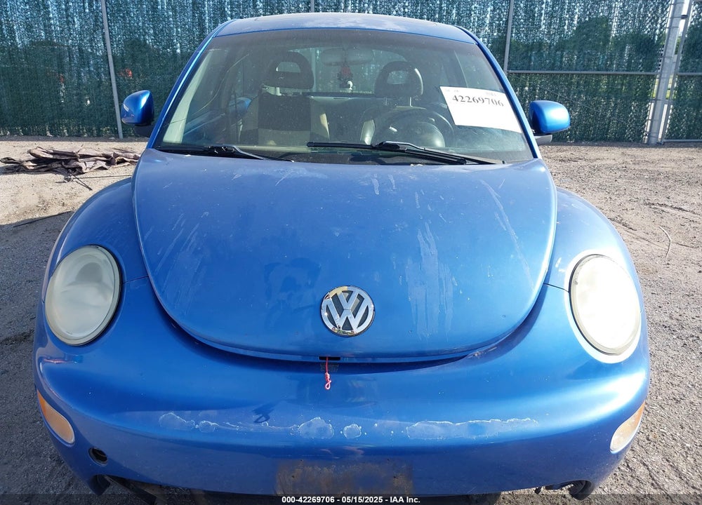 2000 VOLKSWAGEN NEW BEETLE GLX VIN: 3VWDD21C3YM429911